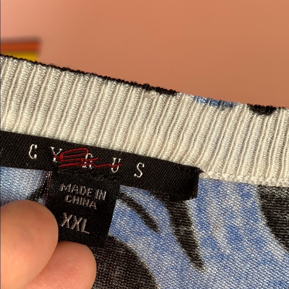 Cardigan - Picture 3 of 5